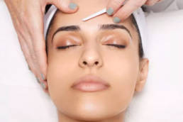 What is Dermaplane - Timeless Aesthetics (1)